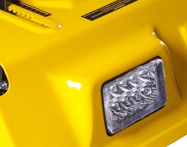 Бензиновый снегоуборщик HUTER SGC 6000 с электростартером 220В [70/7/7]