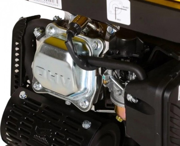 Бензогенератор HUTER DN 1500 i инверторный [64/10/4]