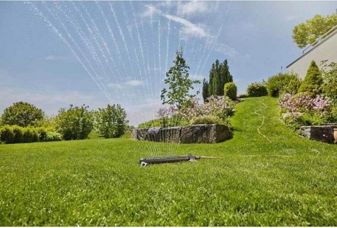 Дождеватель осциллирующий GARDENA AquaZoom L 18714-20.000.00 [18714-20.000.00]