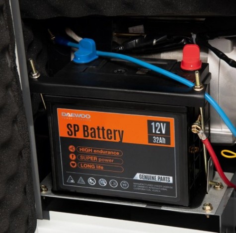 Электростанция дизельная с воздушным охлаждением DAEWOO DDAE 11000DSE-3 в кожухе