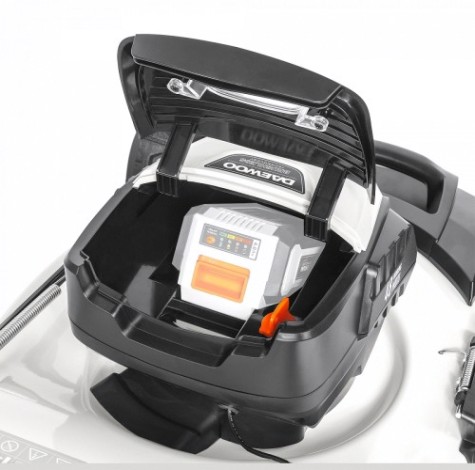 Газонокосилка аккумуляторная DAEWOO DLM 4240 Li-S самоходная Газонокосилка аккумуляторная DAEWOO DLM 4240 Li-S самоходная