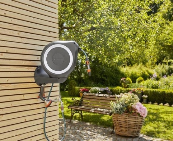 Катушка настенная GARDENA RollUp M со шлангом 20 м, белая 18612-20.000.00 [18612-20.000.00]