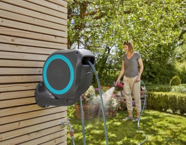 Катушка настенная GARDENA RollUp S со шлангом 15 м, голубая 18600-20.000.00 [18600-20.000.00]