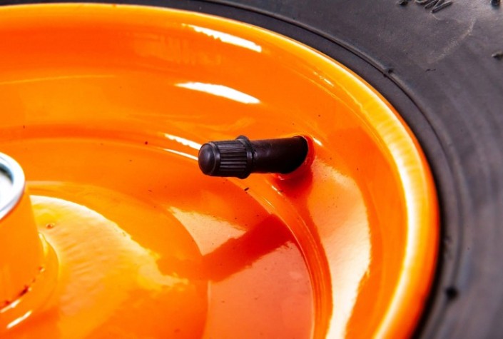 Колесо пневматическое для тачки PALISAD 4.80/4.00-8 (390мм, d20мм, длина оси 80мм) [68957]