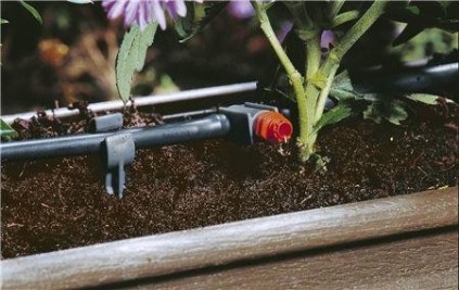 Комплект для полива GARDENA в выходные дни с емкостью 9.0 л 01266-20.000.00 [01266-20.000.00]