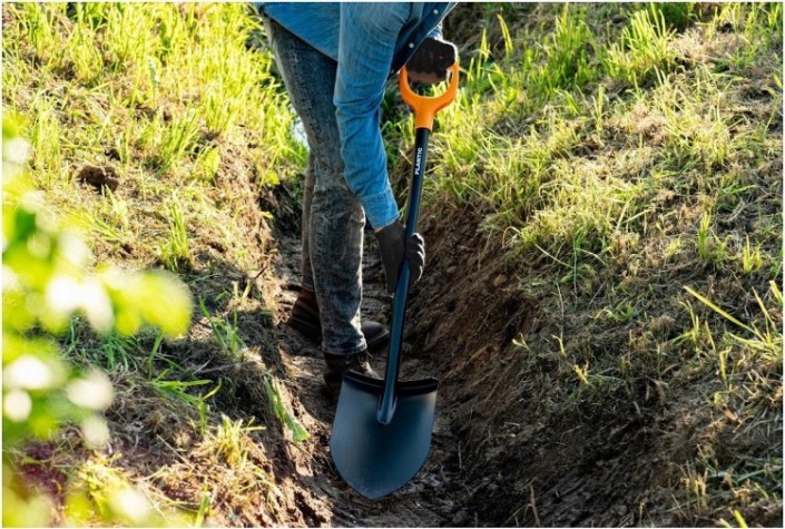 Лопата PLANTIC 11003-01 Terra для земляных работ [11003-01]