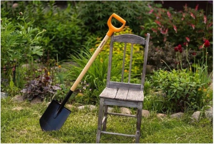 Лопата PLANTIC 11008-01 Terra штыковая "ДАЧА" [11008-01]