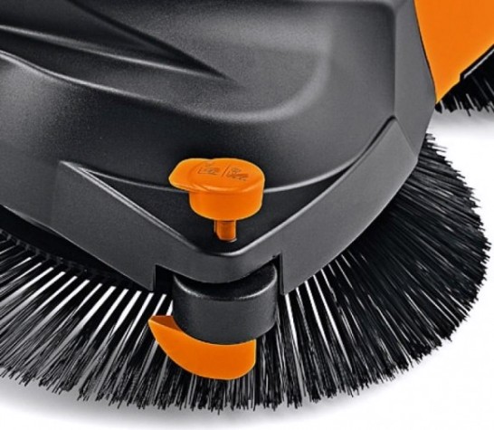 Машина подметальная STIHL KG 770 ручная