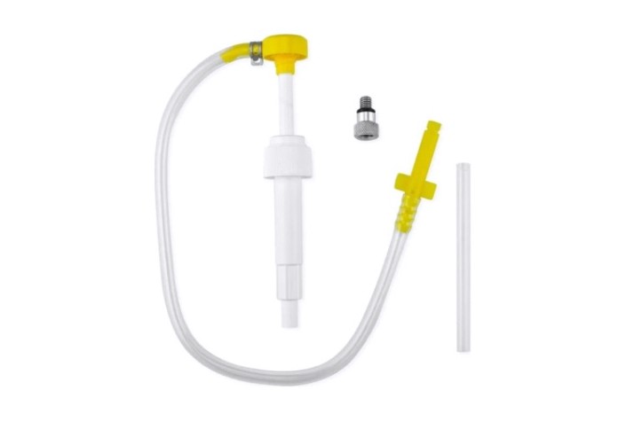 Насос ручной SKIPPER для замены масла в редукторе ПЛМ, для Suzuki/Tohatsu/Yamaha [SK-152610]