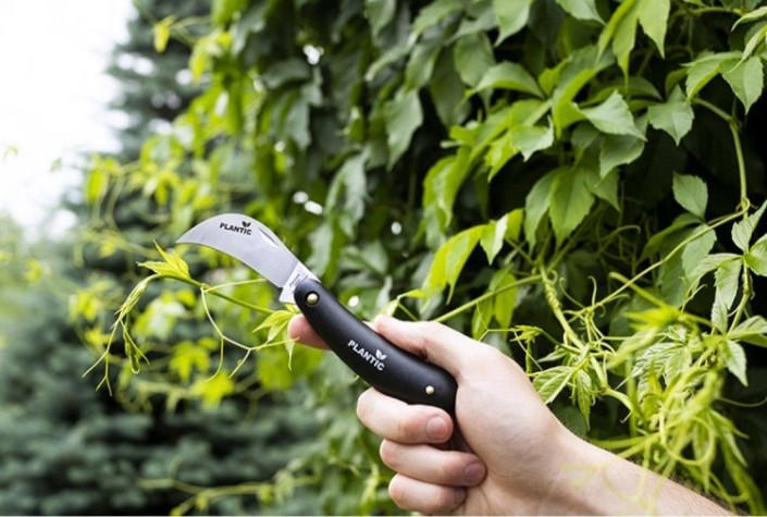 Нож для прививок изогнутый PLANTIC 37301-01