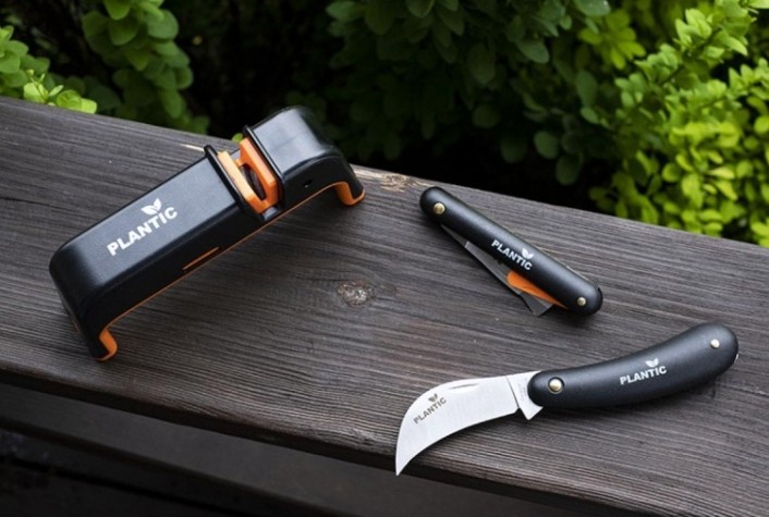 Нож для прививок прямой PLANTIC 37300-01