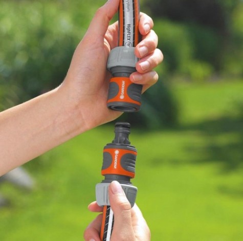 Переходник GARDENA с коннекторами 3/4" для наращивания шлангов 18284-26.000.00 [18284-26.000.00]