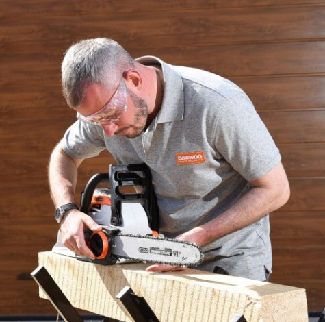 Пила цепная аккумуляторная DAEWOO DACS 1640Li