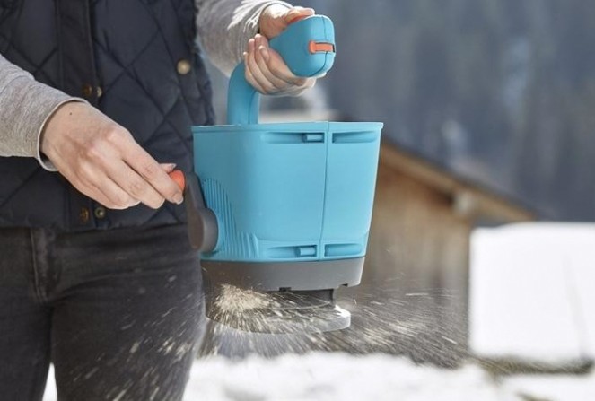 Разбрасыватель удобрений и семян GARDENA M 00431-20.000.00 [00431-20.000.00]