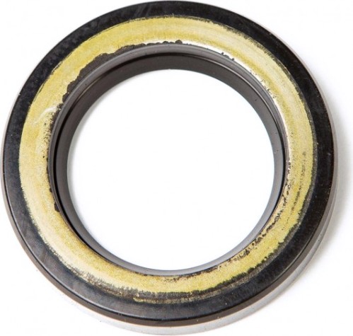 Сальник помпы охлаждения SKIPPER для Yamaha 100-250, F100-300 [SK93101-28M16]