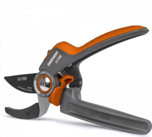 Секатор DAEWOO DAGP 950 контактный c храповиком