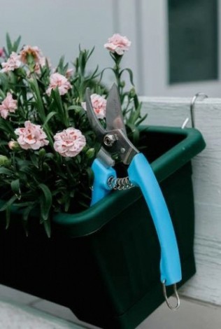 Секатор PLANTIC 25261-01 плоскостной light l61