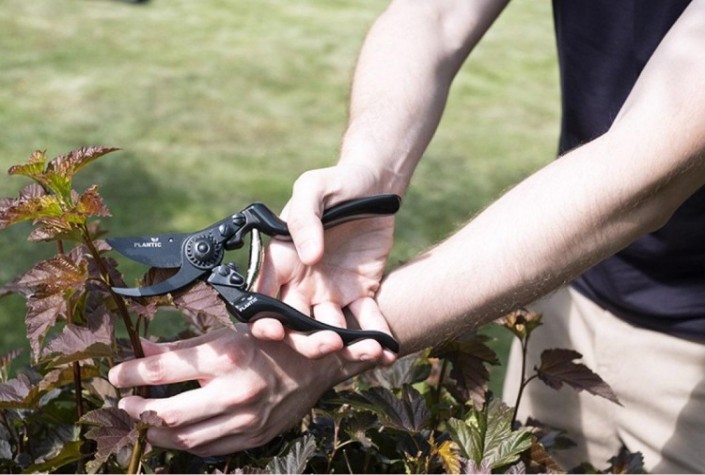 Секатор PLANTIC Pro85 плоскостной [35385-01]