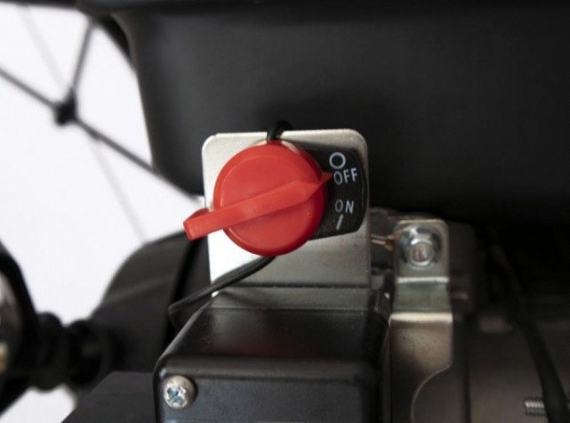 Снегоуборщик бензиновый HUTER SGC 8000 с электростартером 220В [70/7/18]