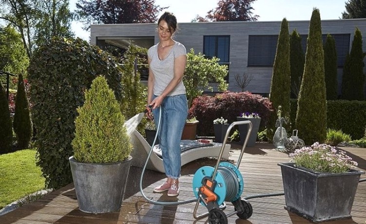 Тележка для шланга GARDENA CleverRoll M, металлическая 18540-20.000.00 [18540-20.000.00]