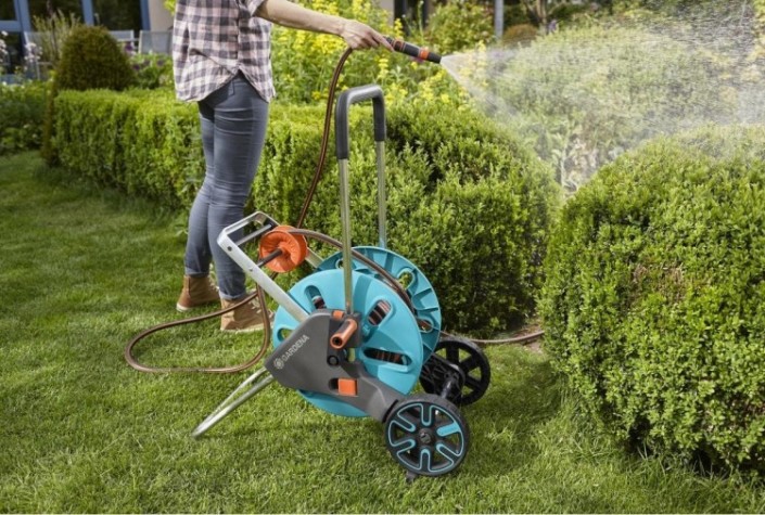 Тележка GARDENA для шланга cleverroll m easy с комплектом для полива [18517-36.000.00]