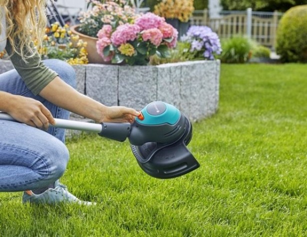 Триммер аккумуляторный GARDENA EasyCut Li-18/23 09876-55.000.00 без АКБ и ЗУ [09876-55.000.00]