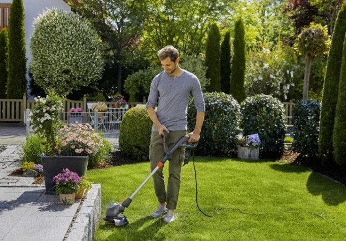 Триммер электрический GARDENA PowerCut 650/28 [09874-20.000.00]