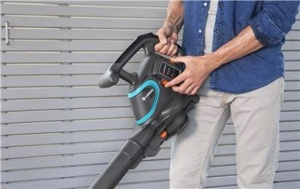 Воздуходув-пылесос аккумуляторный GARDENA PowerJet Li-40 без АКБ и ЗУ 09338-55.000.00 [09338-55.000.00]