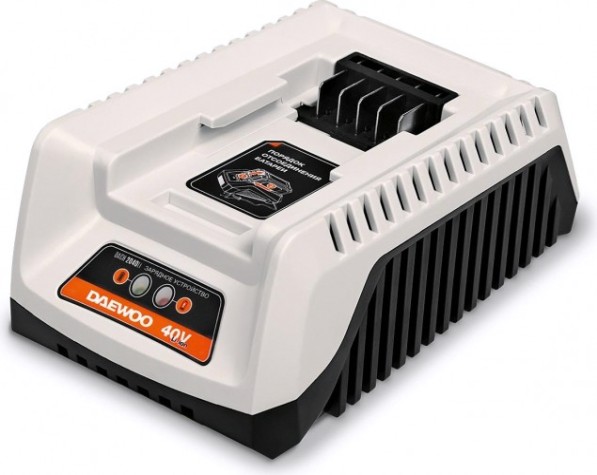 Зарядное устройство для аккумуляторов DAEWOO DACH 2040Li